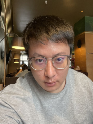 杨秉润